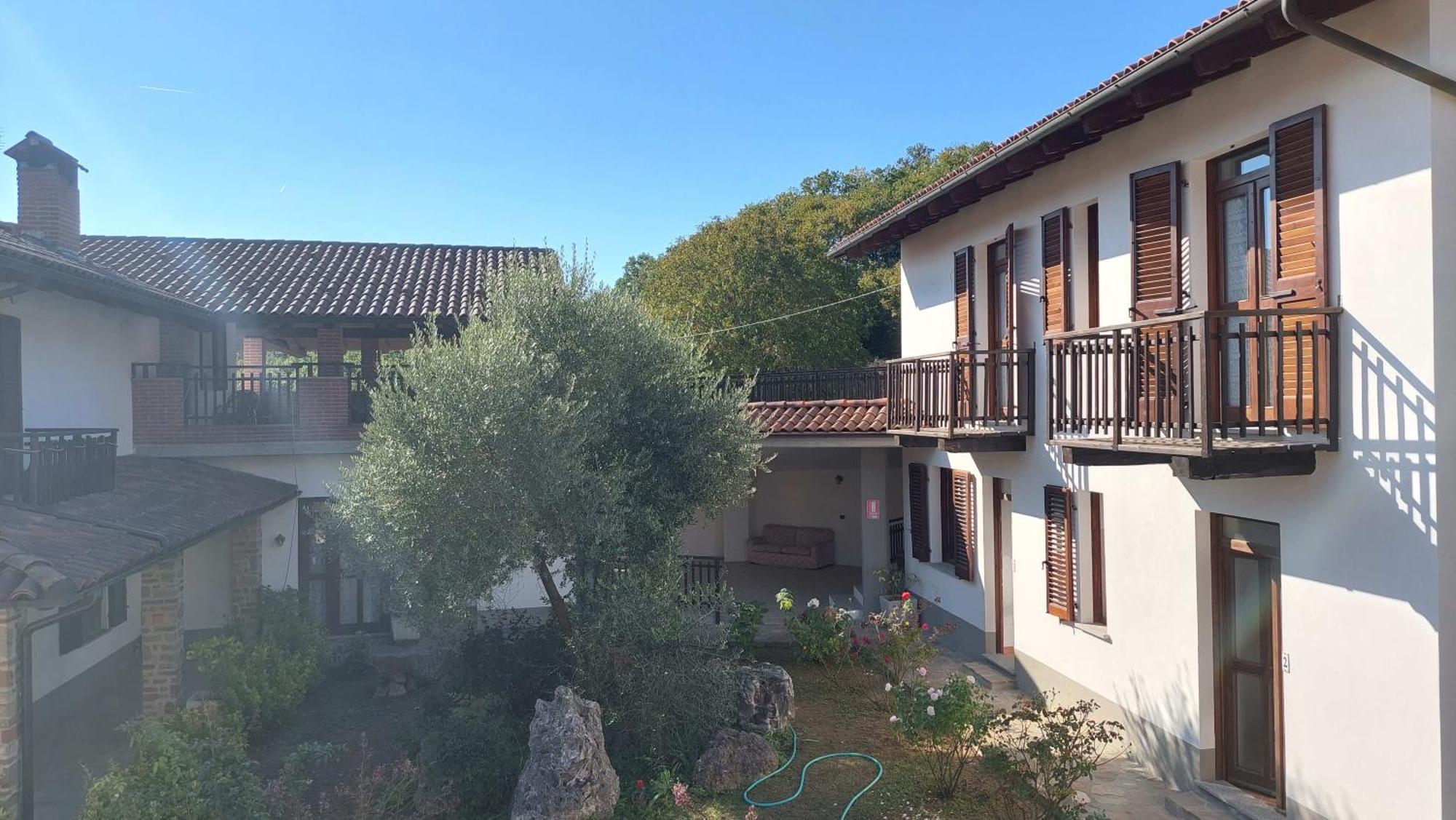 Case Vista Alta Langa, Appartement Bella Vista Cravanzana Buitenkant foto